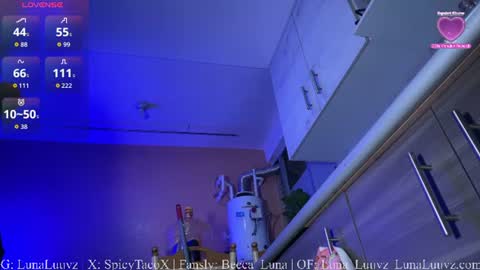 Snapshot of luna_luuvz chatting on 06-20-26, 04:04 Luna Luuvz online show from 06-20-26, 04:04