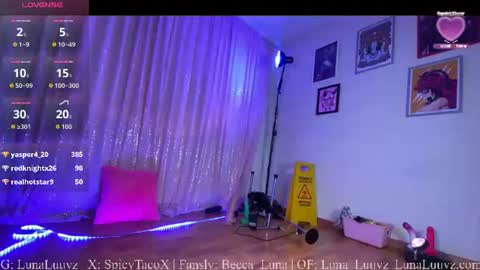 Snapshot of luna_luuvz chatting on 07-07-26, 01:52 Luna Luuvz online show from 07-07-26, 01:52