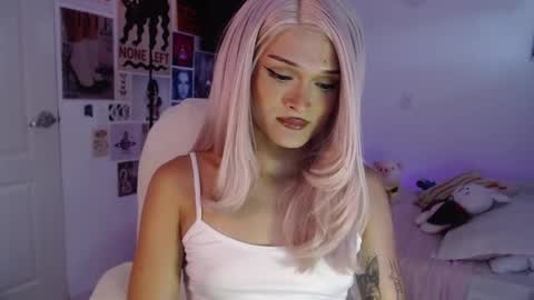 Snapshot of luna_mails chatting on 05-17-26, 07:54 Luna online show from 05-17-26, 07:54