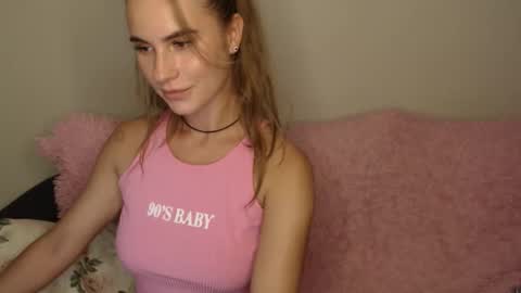 Snapshot of luna_moon77 chatting on 09-09-25, 06:29 Luna online show from 09-09-25, 06:29