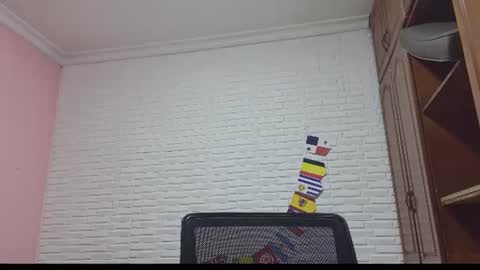 luna_rousse26 online show from 07-15-26, 04:34