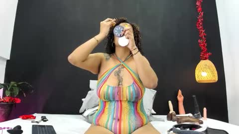 Luna online show from 09-08-25, 07:35