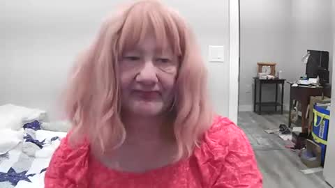 Luna online show from 02-21-25, 11:10