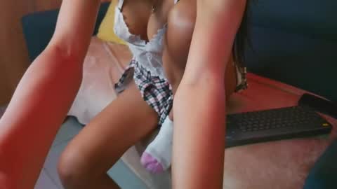 Snapshot of luna_valen chatting on 05-20-26, 03:13 luna_valen online show from 05-20-26, 03:13