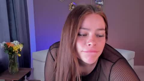 Snapshot of luna_velmont chatting on 03-03-26, 02:12 LUNA online show from 03-03-26, 02:12