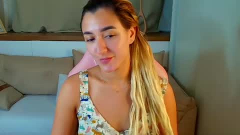 Luna online show from 07-02-26, 03:23