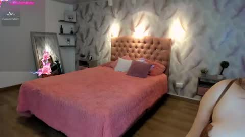  Luna online show from 09-26-25, 03:32