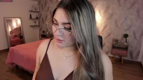  Luna online show from 10-08-25, 02:53