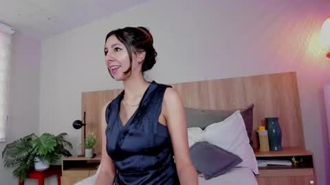 luna online show from 10-15-25, 01:55