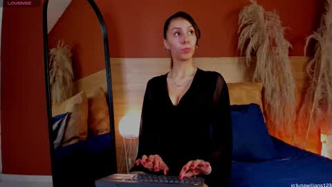 luna online show from 02-13-26, 01:51