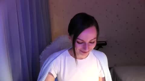 lunaa_bluee online show from 10-26-25, 05:19