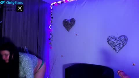 Luna Hatzel online show from 12-13-24, 05:27