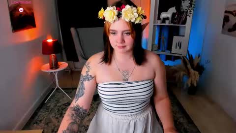 Snapshot of lunaali chatting on 09-18-25, 05:26 Li online show from 09-18-25, 05:26