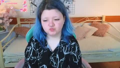 Snapshot of lunaar_ chatting on 04-26-26, 07:06 Luna online show from 04-26-26, 07:06