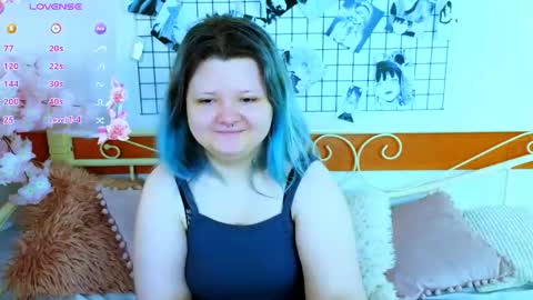Snapshot of lunaar_ chatting on 05-31-26, 05:59 Luna online show from 05-31-26, 05:59