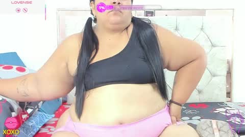 Snapshot of lunaasweett chatting on 04-26-26, 02:20 online show from 04-26-26, 02:20