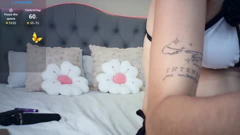 Snapshot of lunabloon chatting on 07-17-26, 05:40 Luna online show from 07-17-26, 05:40