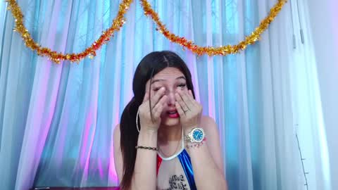 Snapshot of lunaembercs chatting on 12-24-24, 06:06 Luna online show from 12-24-24, 06:06