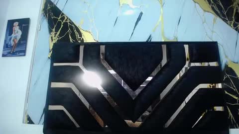 Luna online show from 03-21-26, 08:19