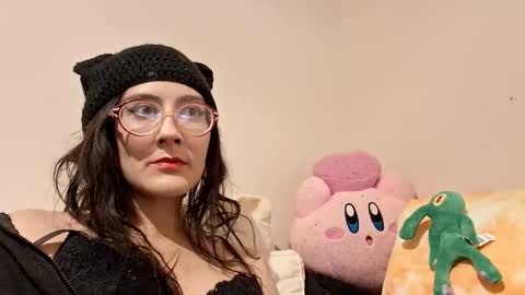 Freya online show from 03-30-26, 01:50