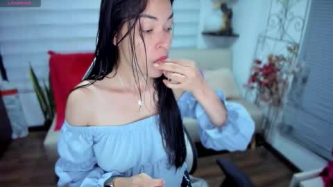 Luna online show from 12-23-25, 04:10