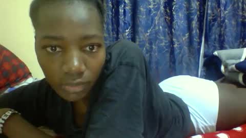 lunah_kitty online show from 04-21-26, 09:15