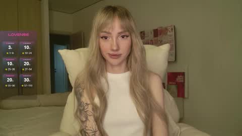 Luna online show from 02-27-26, 10:43