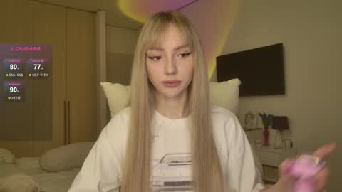 Luna online show from 03-15-26, 02:28