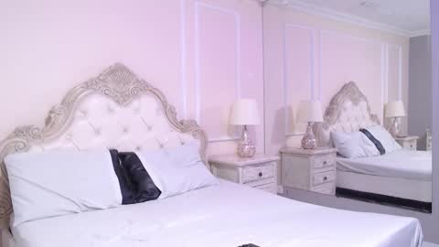 Snapshot of lunajohns chatting on 02-09-26, 01:59 Luna online show from 02-09-26, 01:59