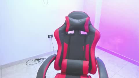 Snapshot of lunakill chatting on 02-11-26, 06:13 lunakill online show from 02-11-26, 06:13