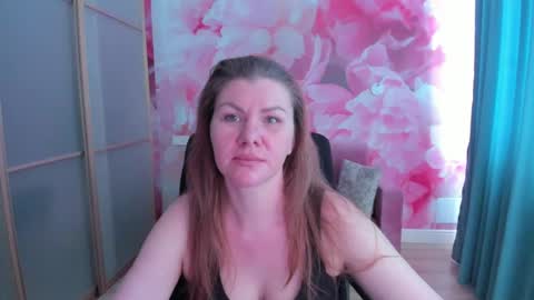 lunakissesx online show from 06-14-26, 11:23