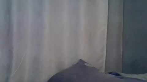 lunalove22_ online show from 10-04-25, 05:55