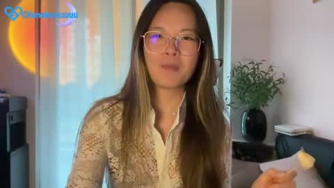 Luna online show from 05-19-26, 01:56