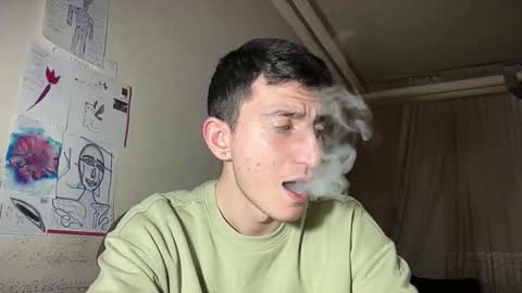 Snapshot of lunamalpica chatting on 12-20-25, 04:47 LunaPica online show from 12-20-25, 04:47