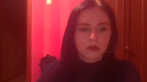 lunamystique_ online show from 01-22-25, 09:54