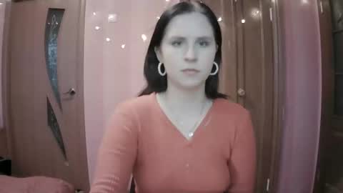 lunamystique_ online show from 01-27-25, 01:41
