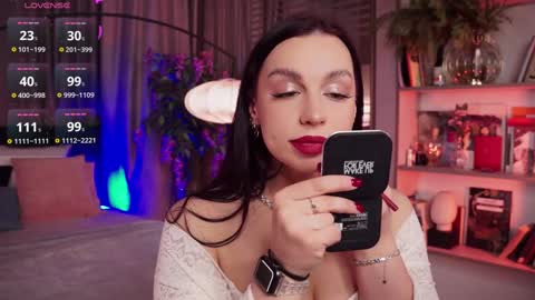 Luna  next streams Mon Fri Sat Sun 8pm-5am gmt0 online show from 01-11-25, 08:43