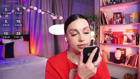 Luna  next streams Mon Fri Sat Sun 8pm-5am gmt0 online show from 03-09-25, 08:31