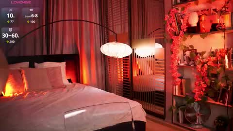 Luna  next streams Mon Fri Sat Sun 8pm-5am gmt0 online show from 10-03-25, 08:50