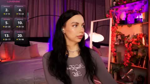 Luna  next streams Mon Fri Sat Sun 8pm-5am gmt0 online show from 10-06-25, 08:50