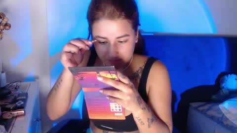 Julieth  online show from 11-23-25, 02:50