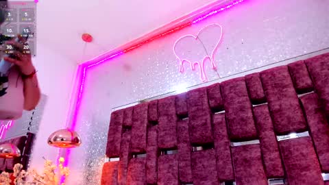 Luna online show from 04-11-26, 07:45