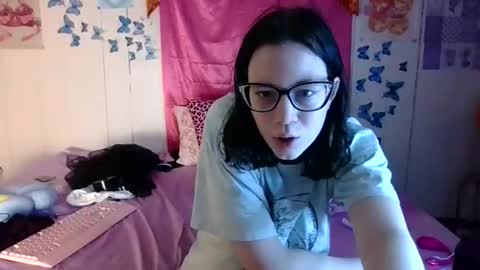 lunaquinn45 online show from 01-18-26, 03:16