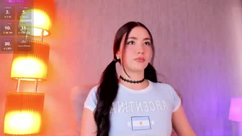 Snapshot of lunar_leen chatting on 06-16-26, 05:48 Luna online show from 06-16-26, 05:48