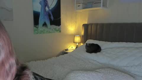 Snapshot of lunar_sofia chatting on 02-26-25, 02:46 Sofia online show from 02-26-25, 02:46