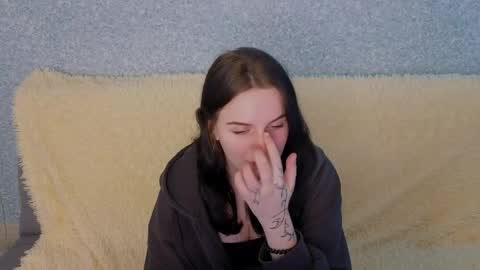 Snapshot of lunariaas chatting on 04-11-26, 05:12 Valeria online show from 04-11-26, 05:12