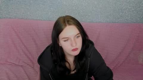 Snapshot of lunariaas chatting on 04-16-26, 07:58 Valeria online show from 04-16-26, 07:58