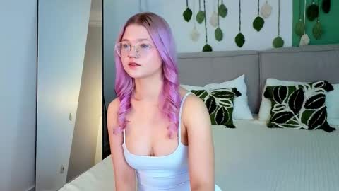 lunariafox online show from 03-28-26, 02:38