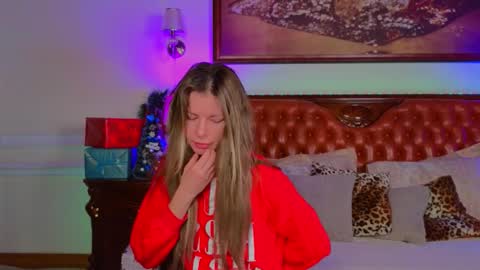 Snapshot of lunarishi chatting on 12-23-25, 06:33 Luna Rishi online show from 12-23-25, 06:33