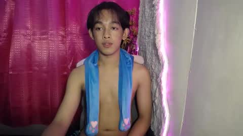 max online show from 04-12-26, 04:23
